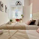 Stunning 3Bd, 2Bh Marbella With Pool, Bbq Terrace